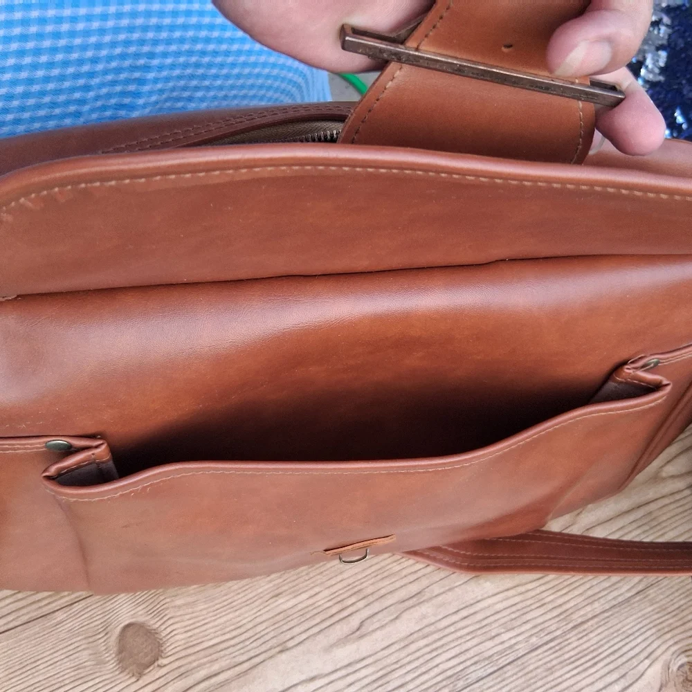 Classic Brown Leather Men's Bag